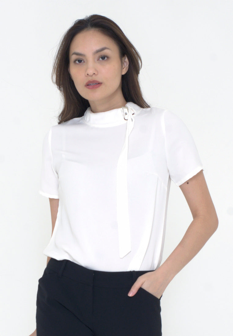 Blouse with Buckled Collar