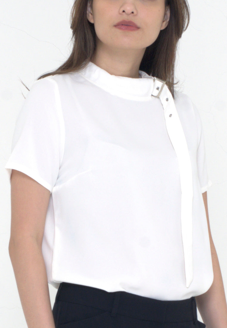 Blouse with Buckled Collar