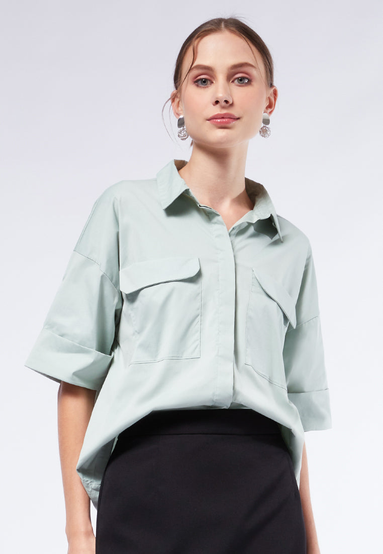 Double Pocket Short Sleeve Blouse