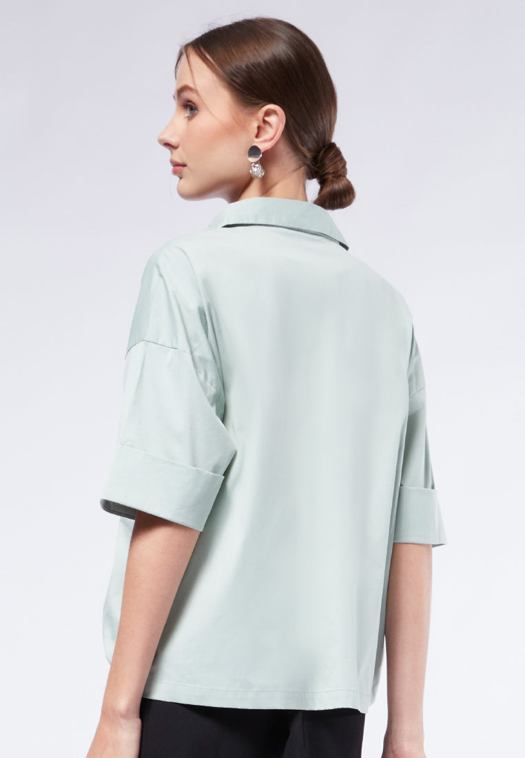 Double Pocket Short Sleeve Blouse