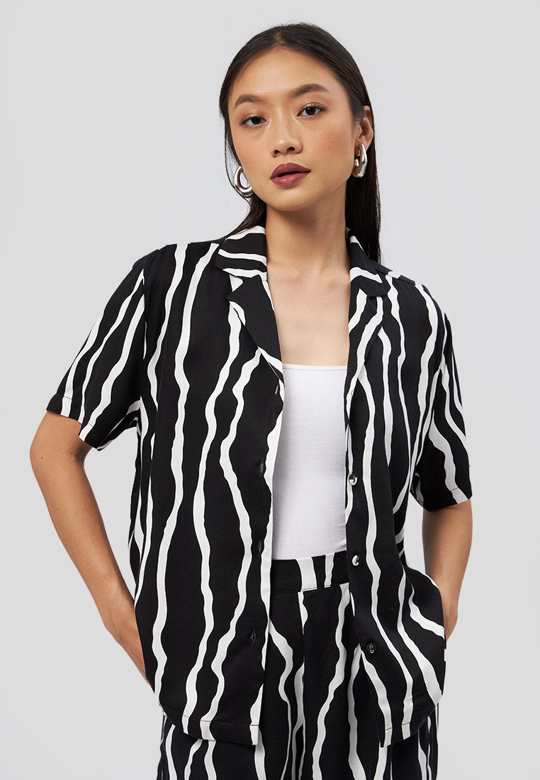Short Sleeve Printed Blouse