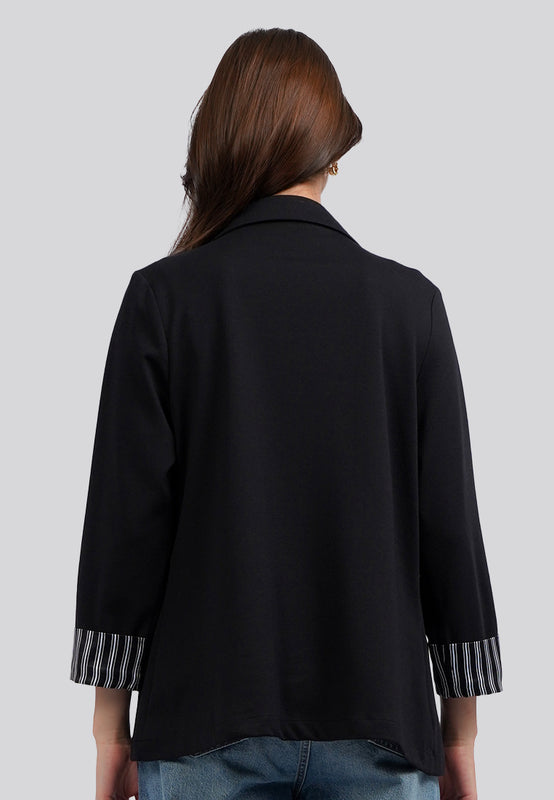Straight Cut Long Sleeve Blazer