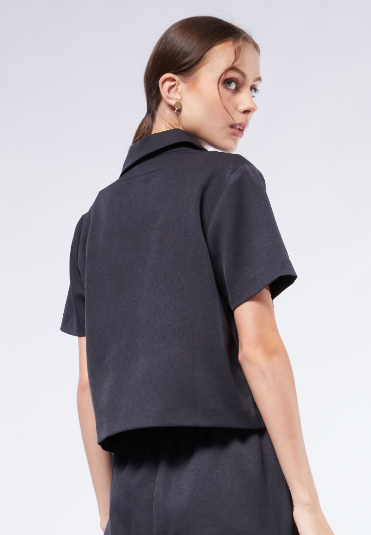 V-Neck Short Sleeve Blazer