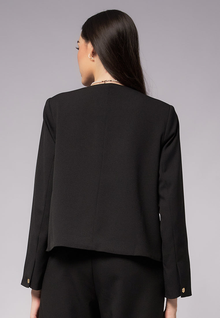 Round Neck Buttoned Blazer