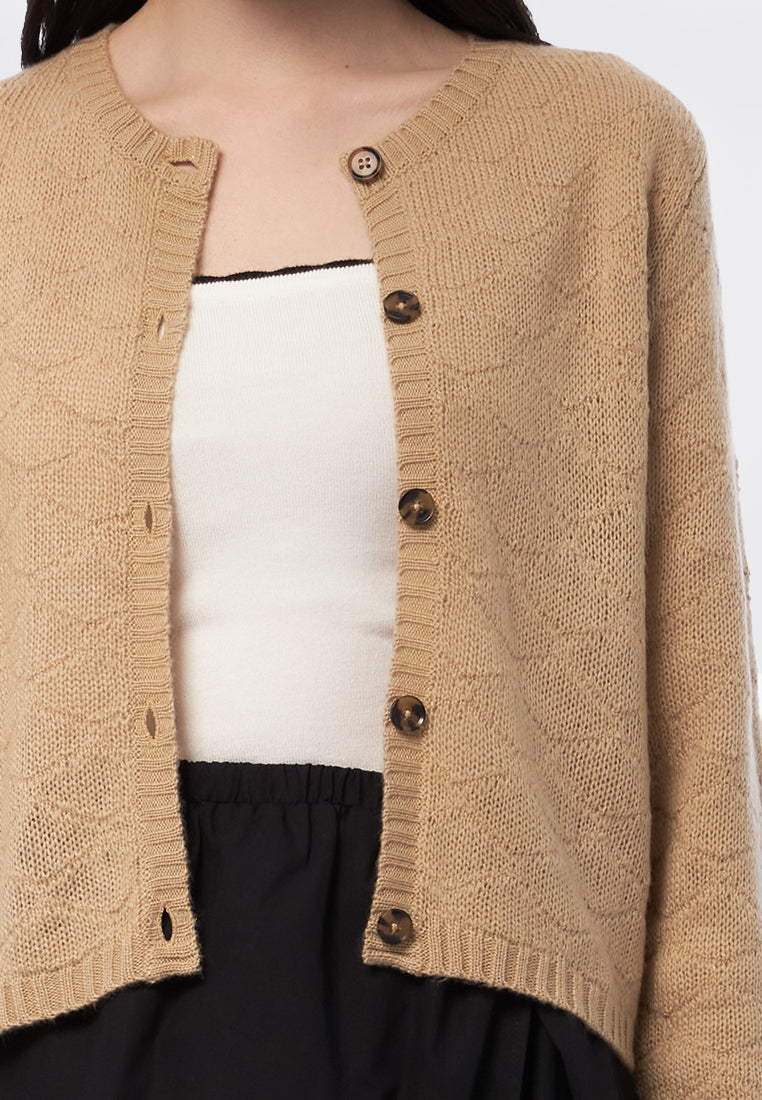 Long Sleeve Cardigan with Contrast Button
