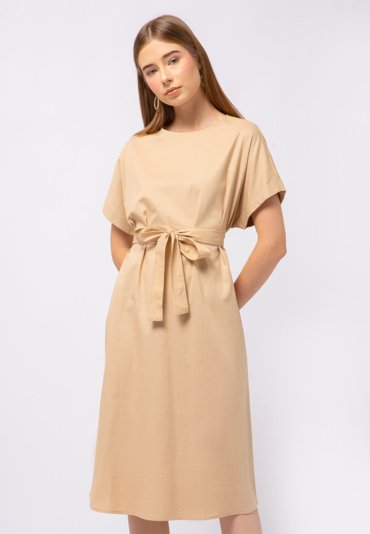 Short Dress with Belt Details