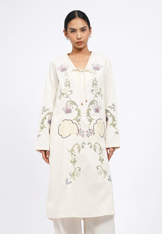 Embroidered Long Sleeve Midi Dress