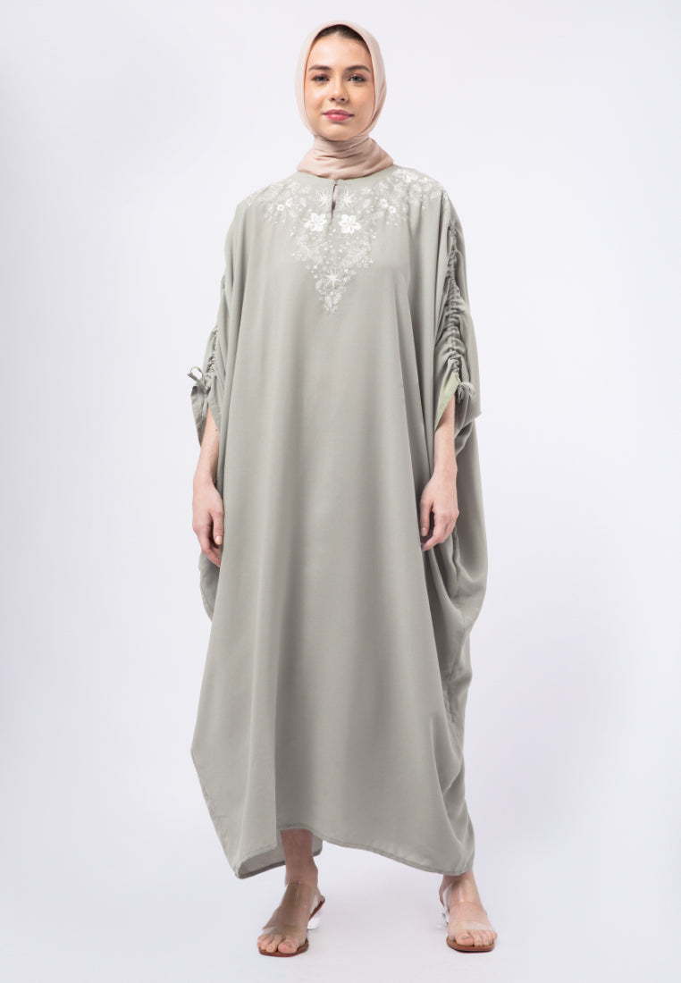 Loose Gamis with Embroidery Details