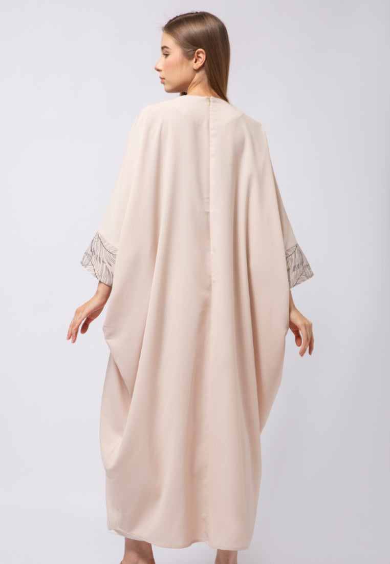 V-Neck Gamis with Print Details