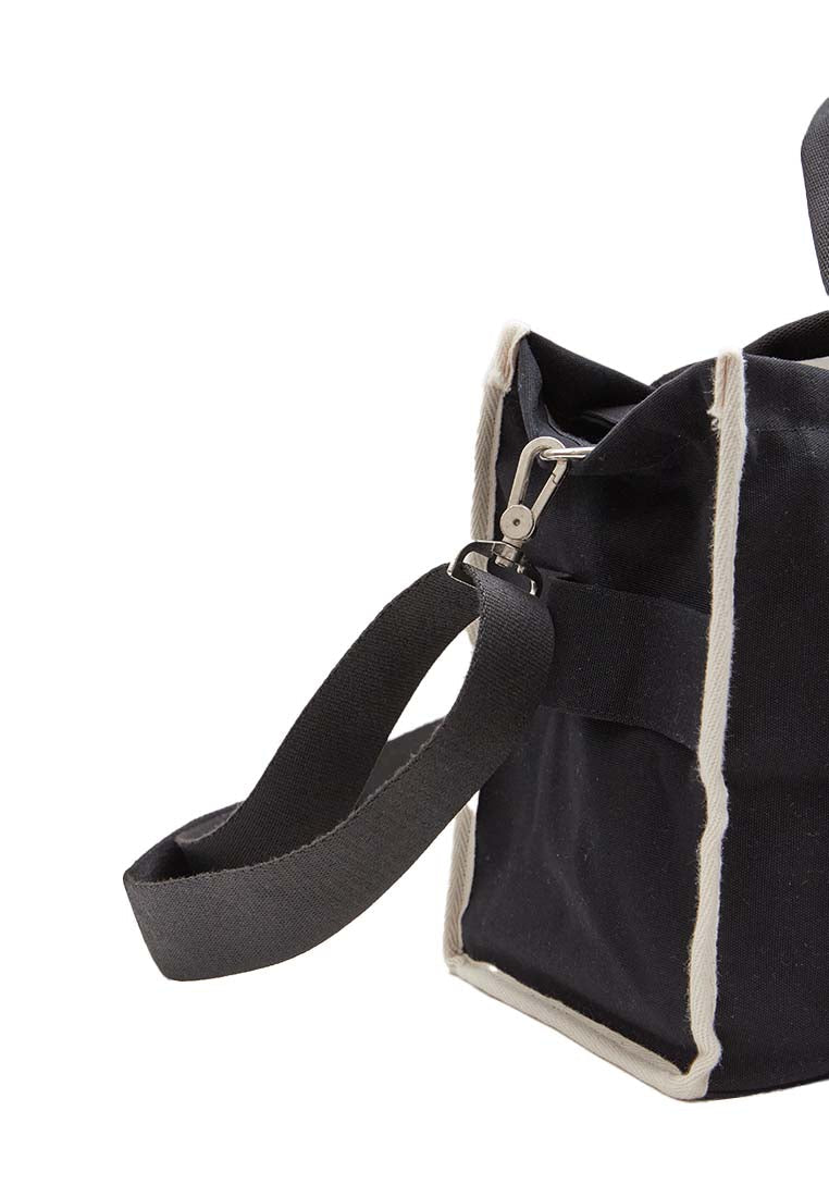 Contrast Piping Tote Bag