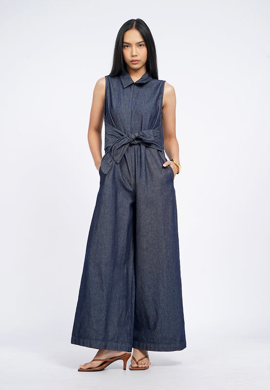 Sleeveless Collared Jumpsuit
