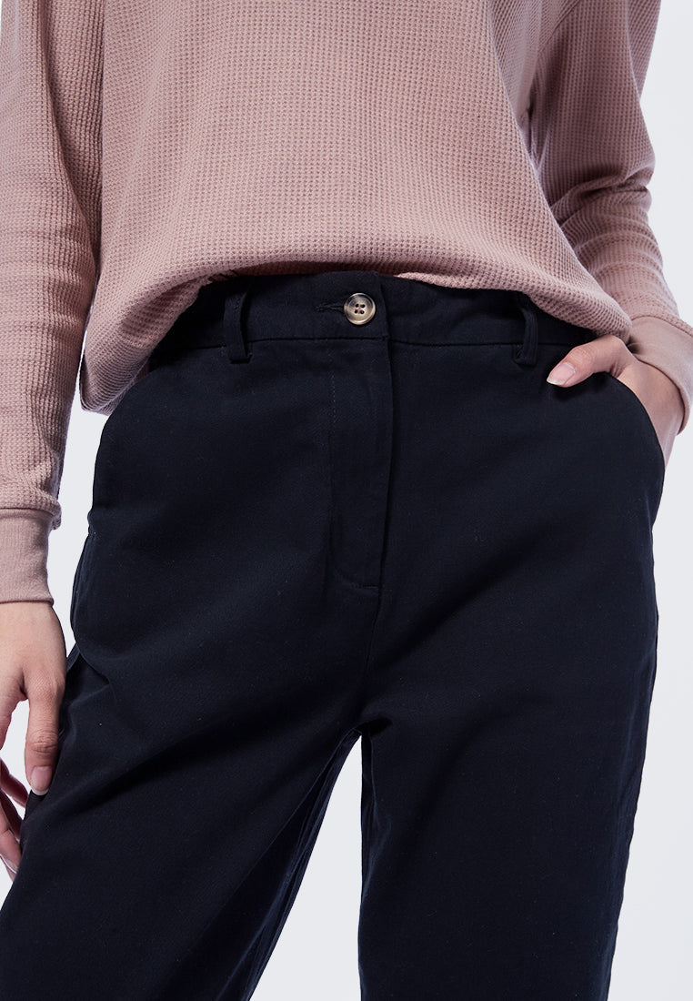 Basic Tapered Mid Rise Chicago Pants Black