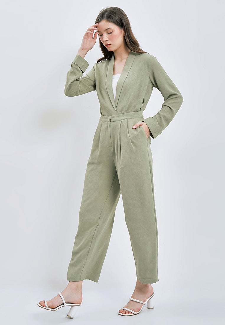 Long Pants with Pleat Details