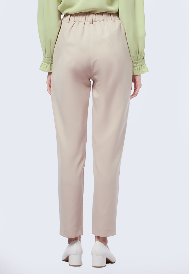 Pleated Slim Pants
