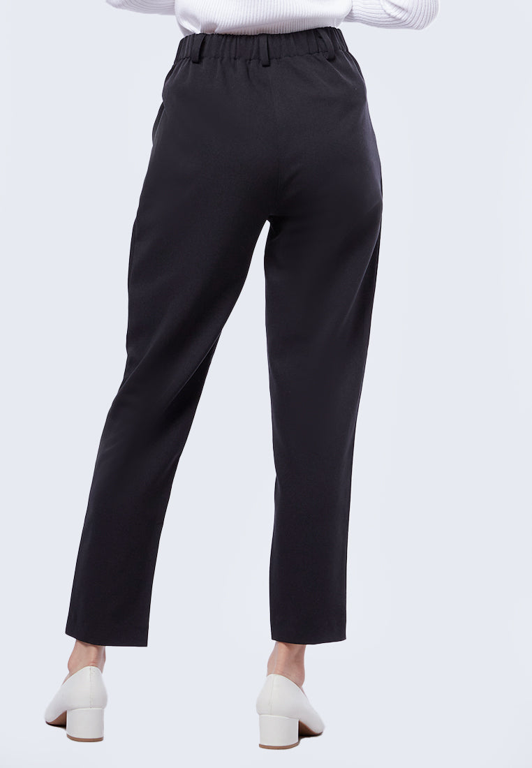 Pleated Slim Pants