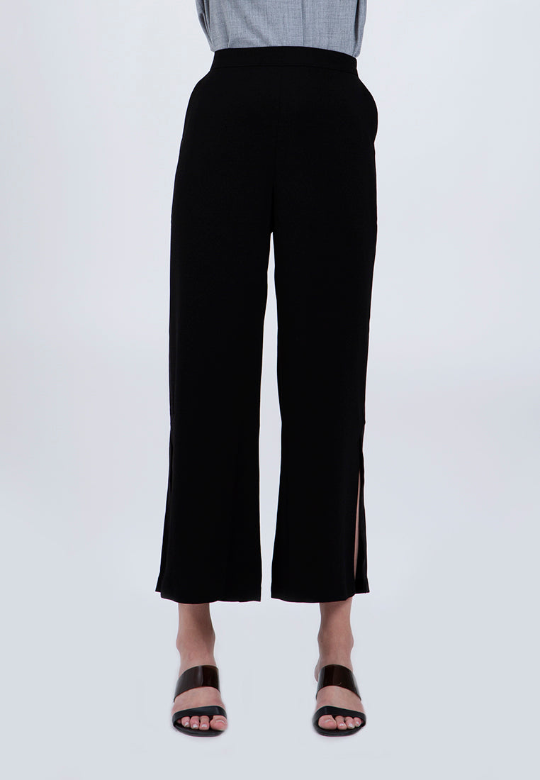 side slit trousers