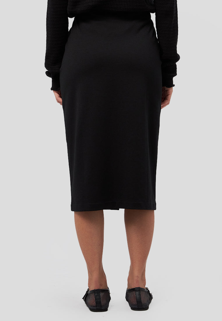 Fitted Midi Skirt with Button Black