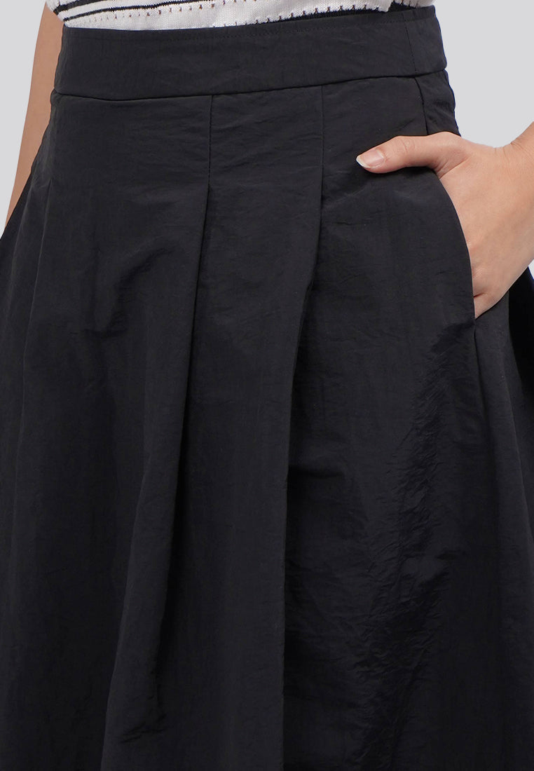 Pleated A-Line Midi Skirt Black