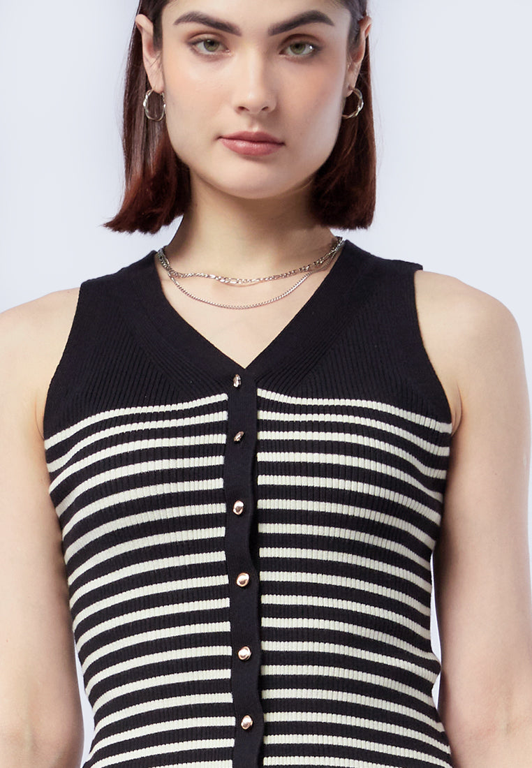 Button Up Sleeveless Knit Top