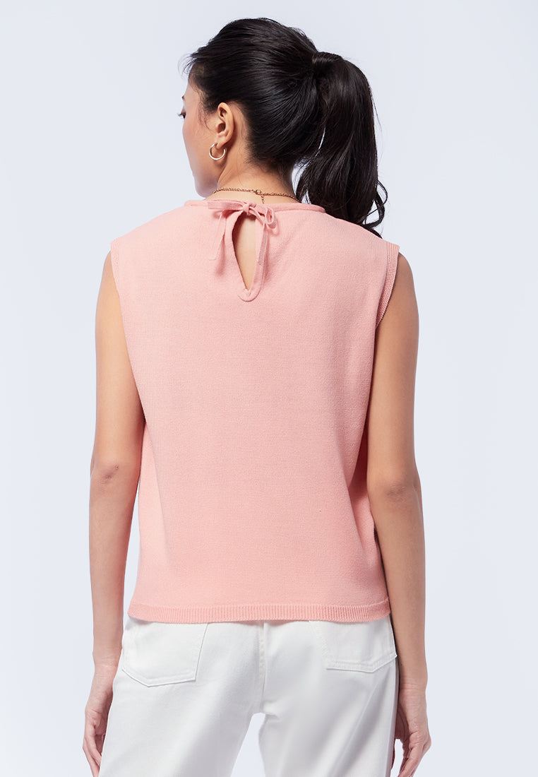 Sleeveless Knit Top with Back Ribbon