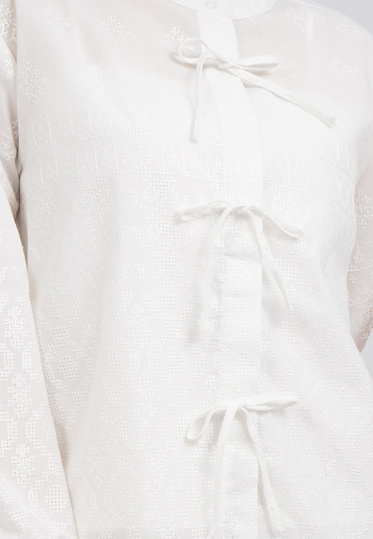 One Set Embroidered Long Sleeve Blouse White