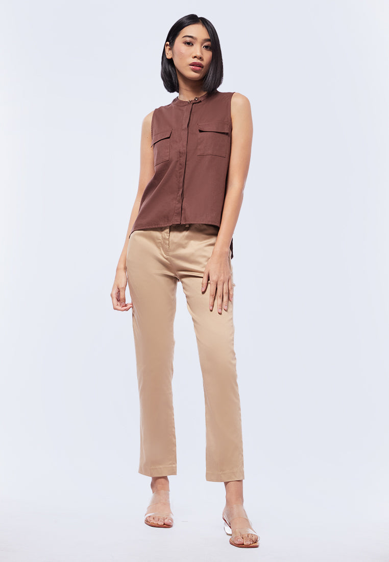 Double Pocket Sleeveless Blouse