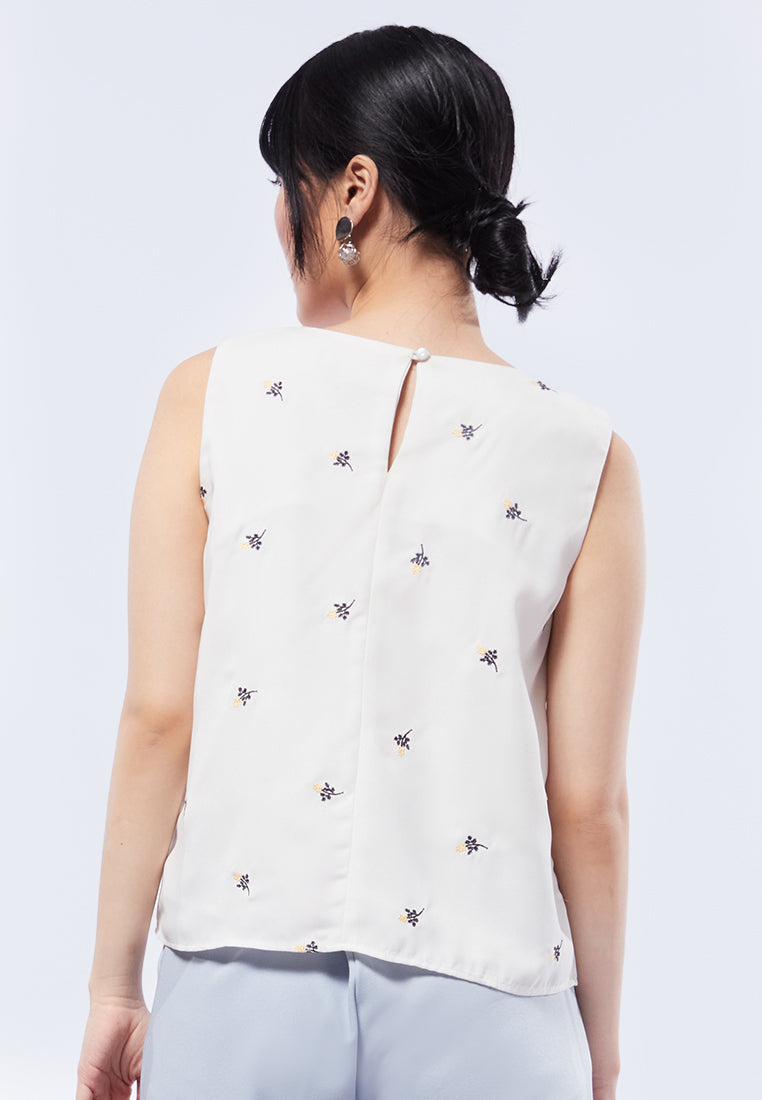Embroidered Sleeveless Blouse