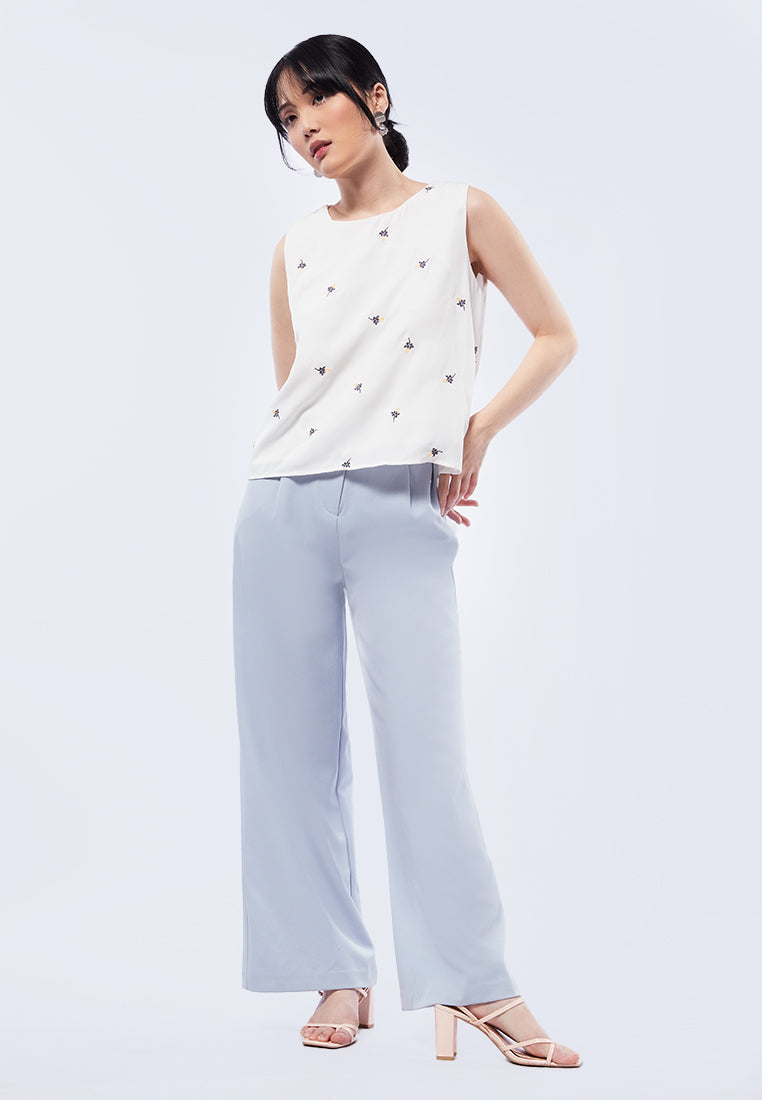 Embroidered Sleeveless Blouse