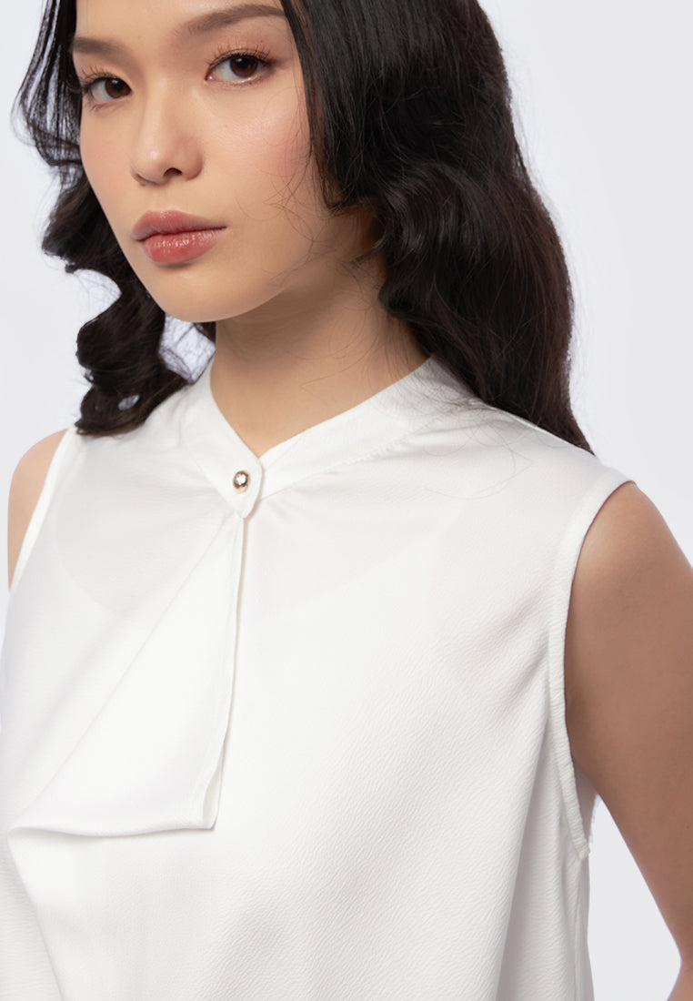 Sleeveless Blouse with Drapped Front