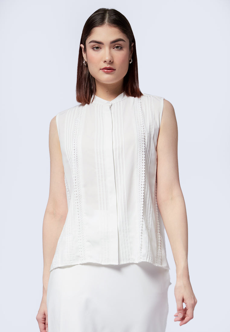 Sleeveless Textured Blouse