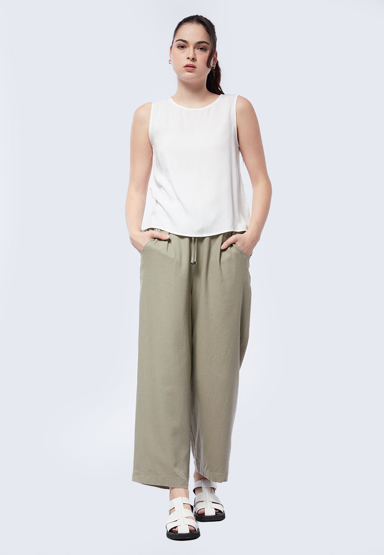 Regular Fit Sleeveless Top