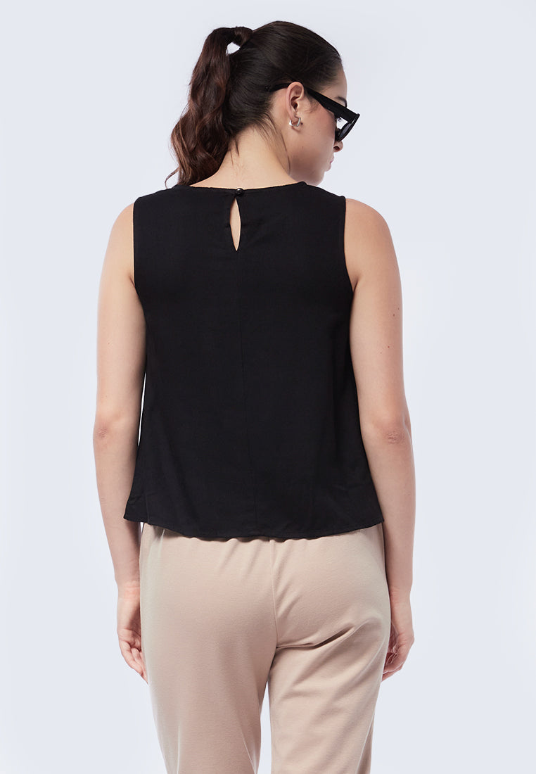 Regular Fit Sleeveless Top