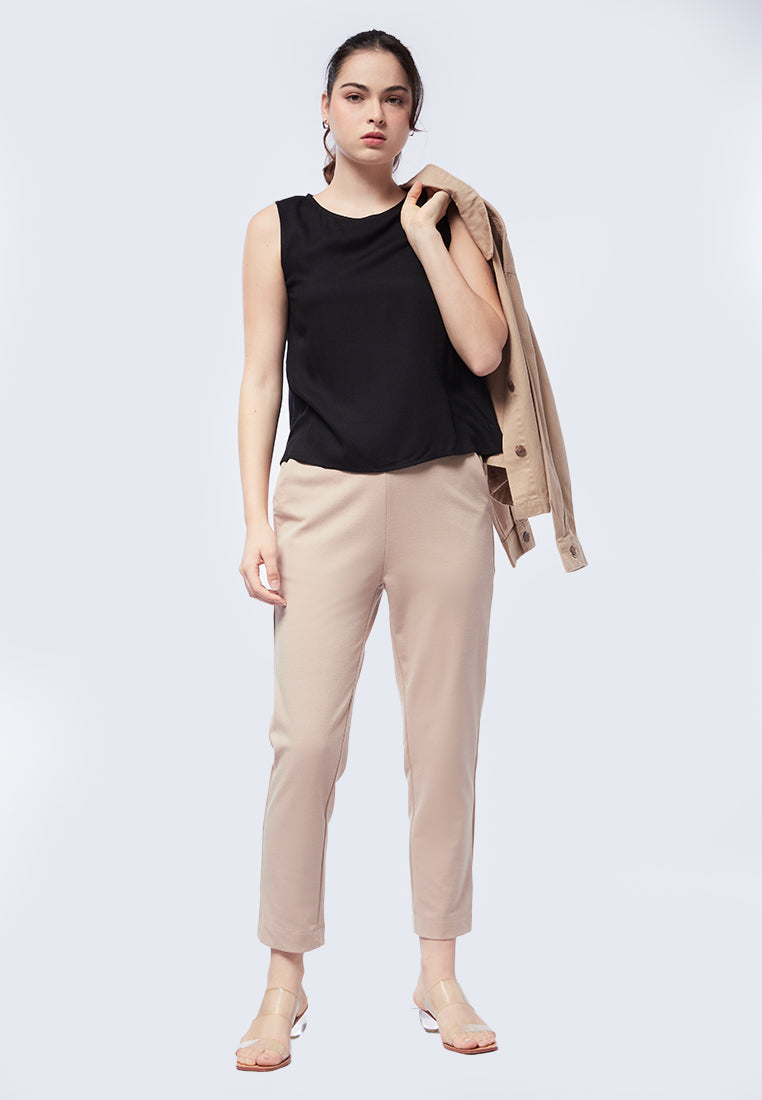 Regular Fit Sleeveless Top