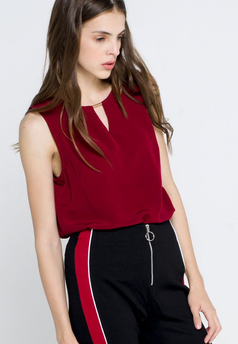 Polyester Sleeveless Blouse
