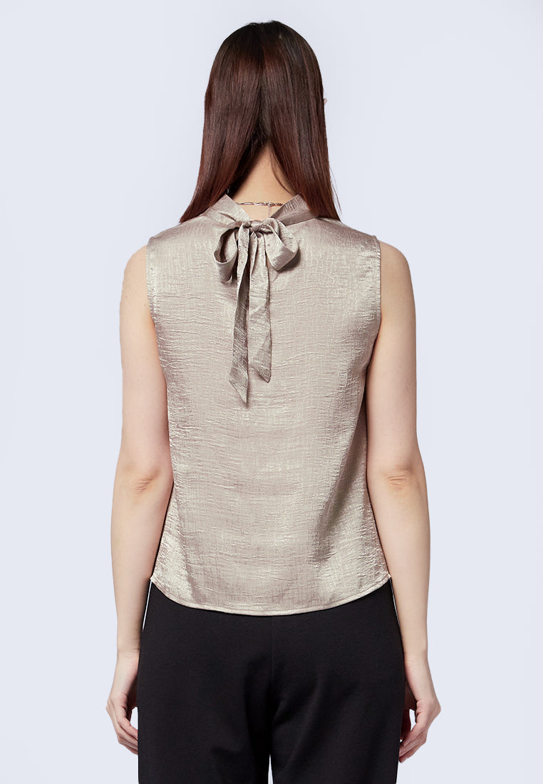 Mandarin Collar Sleeveless Blouse