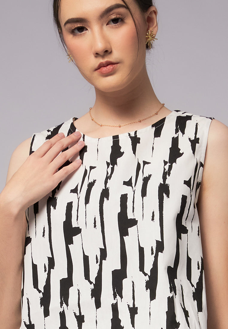 Sleeveless Printed Blouse