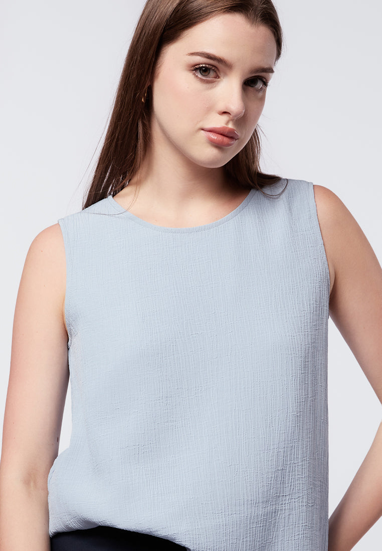 Round Neck Sleeveless Blouse
