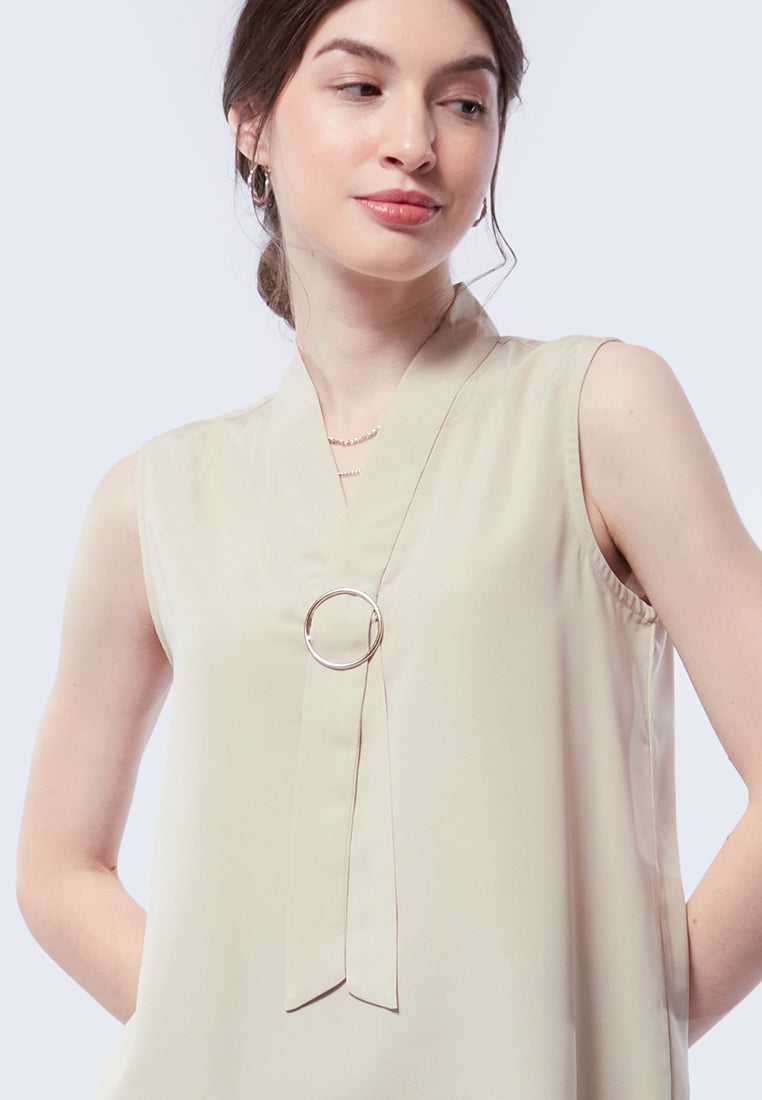 Tie Bow Sleeveless Blouse
