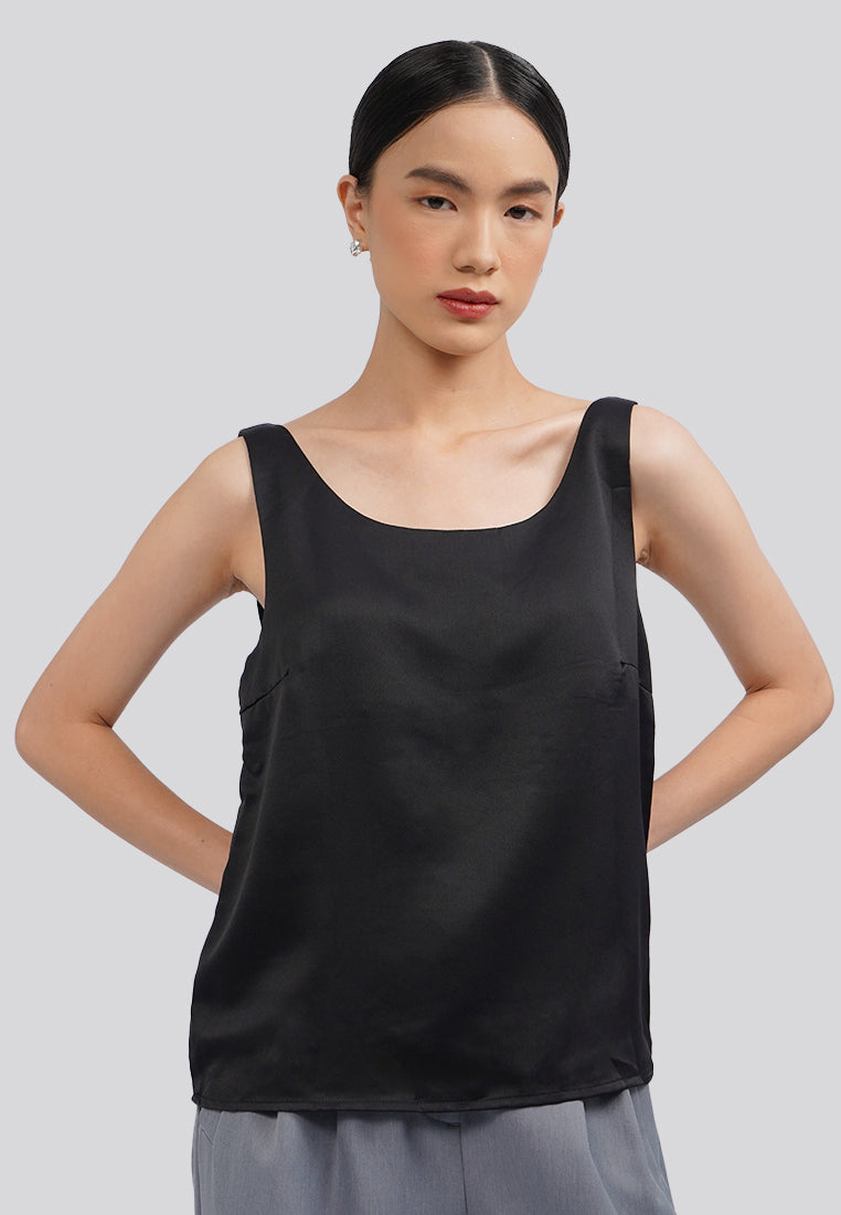 Scoop Neck Sleeveless Top