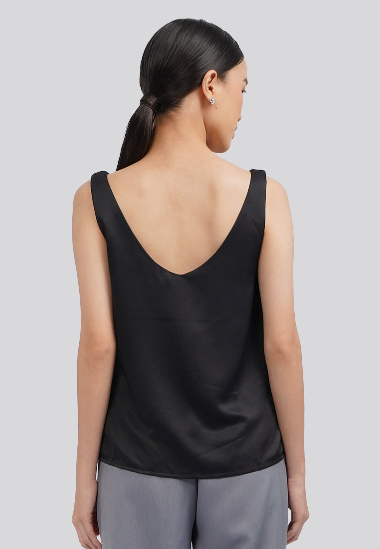 Scoop Neck Sleeveless Top