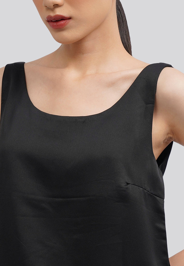 Scoop Neck Sleeveless Top