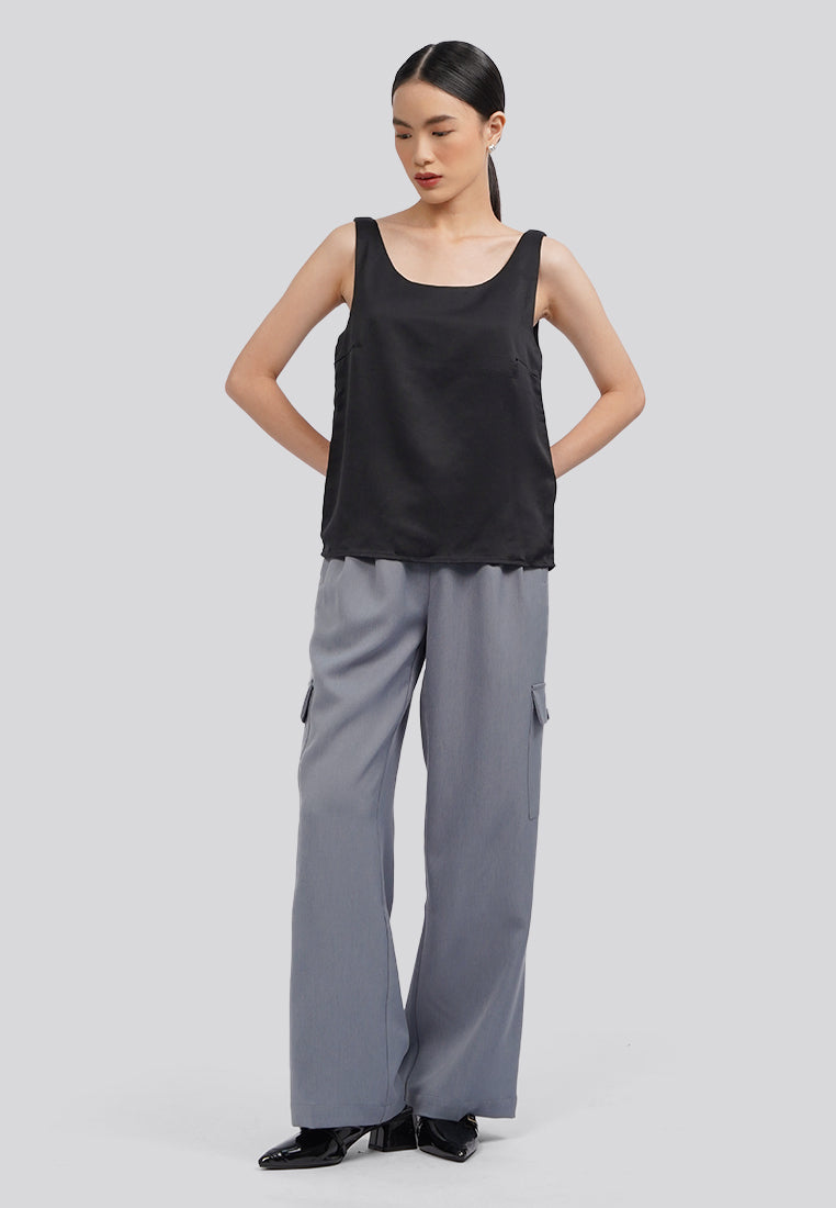 Scoop Neck Sleeveless Top