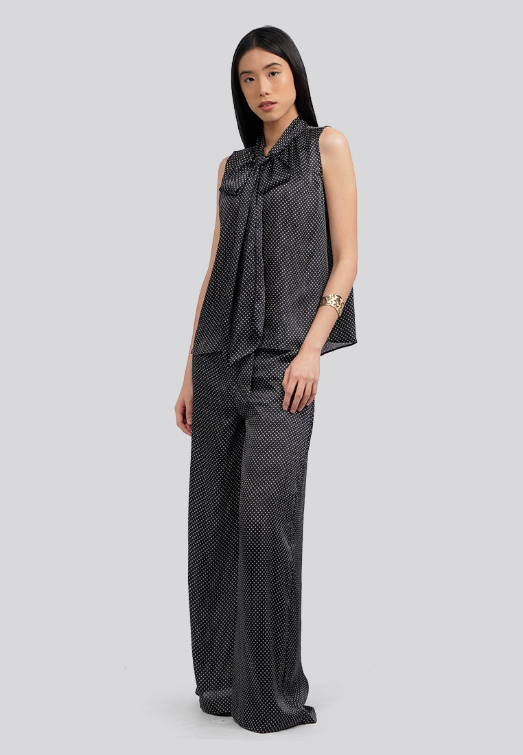 Sleeveless Tie Neck Printed Blouse