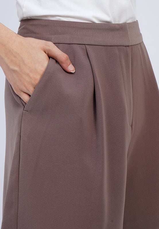 Regular Fit Pleated Shorts