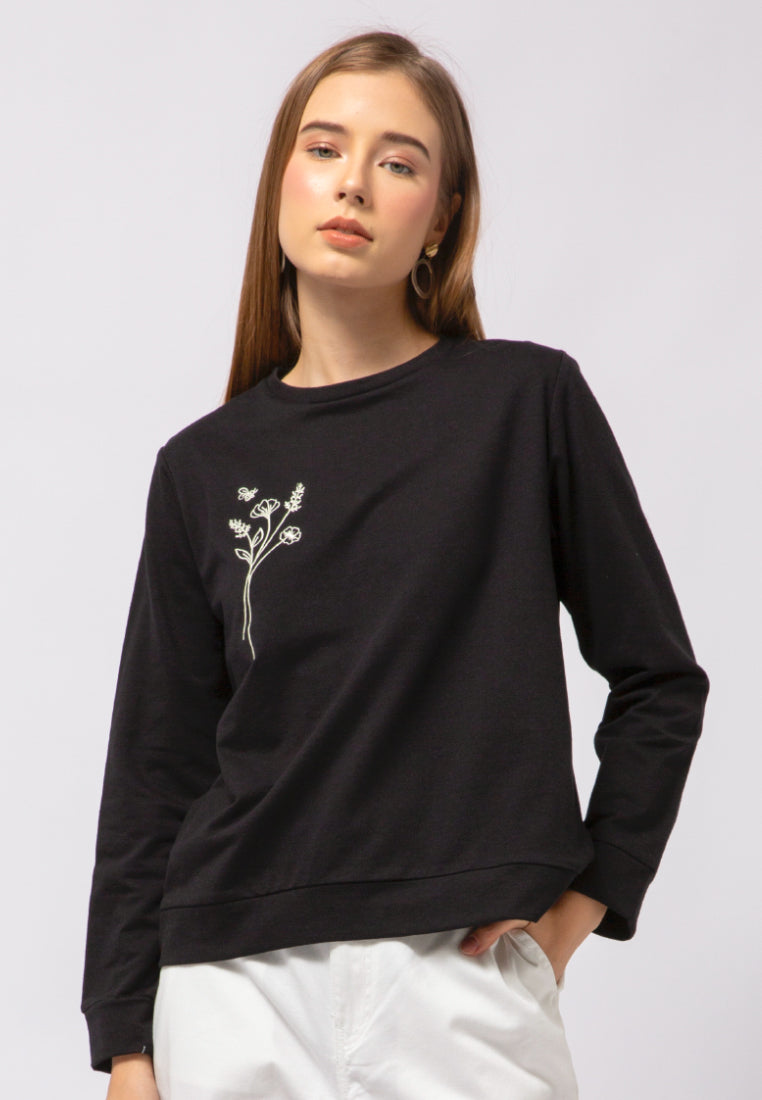 Embroidered Long Sleeve Sweatshirt