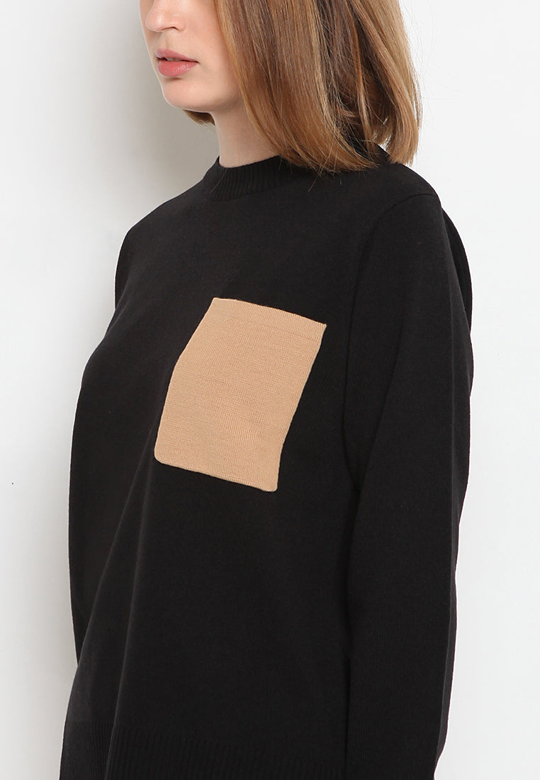Contrast pocket sweater