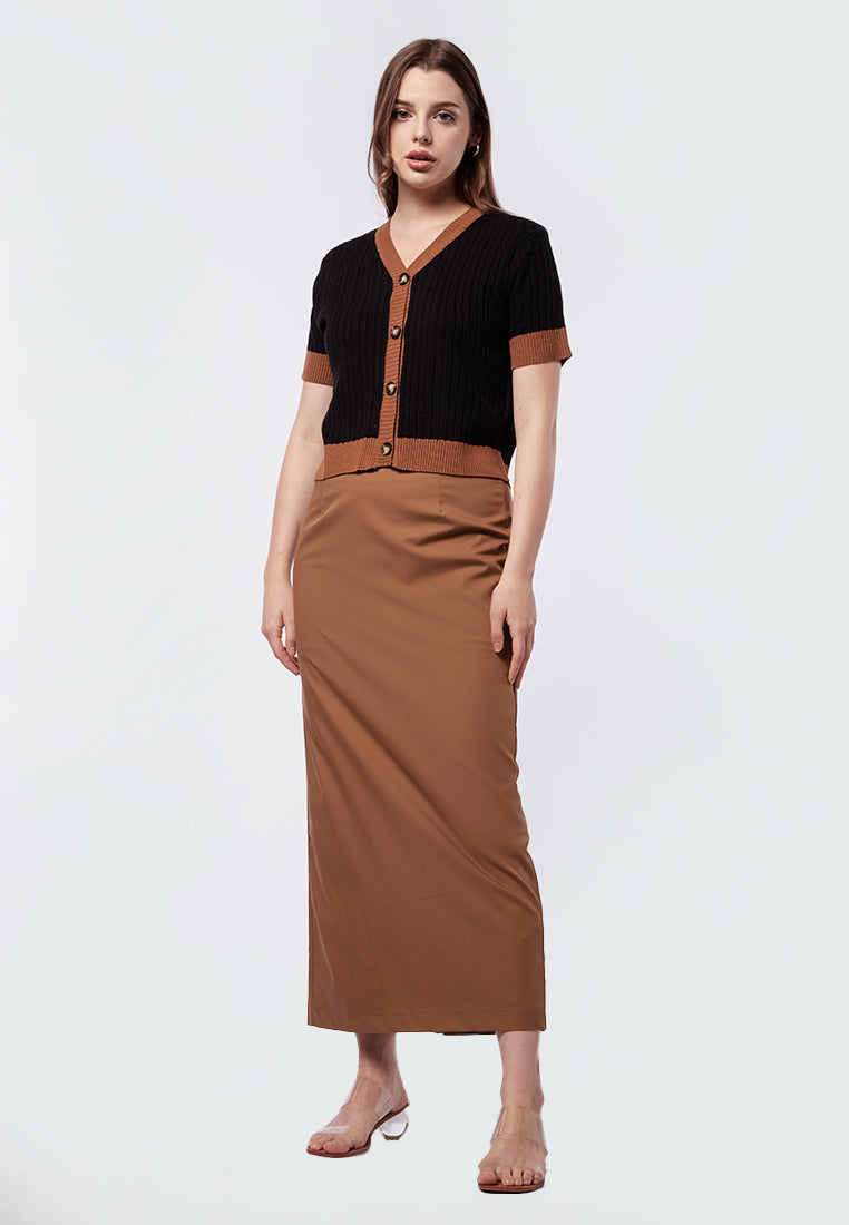 Short Sleeve Knit Top with Contrast Rib