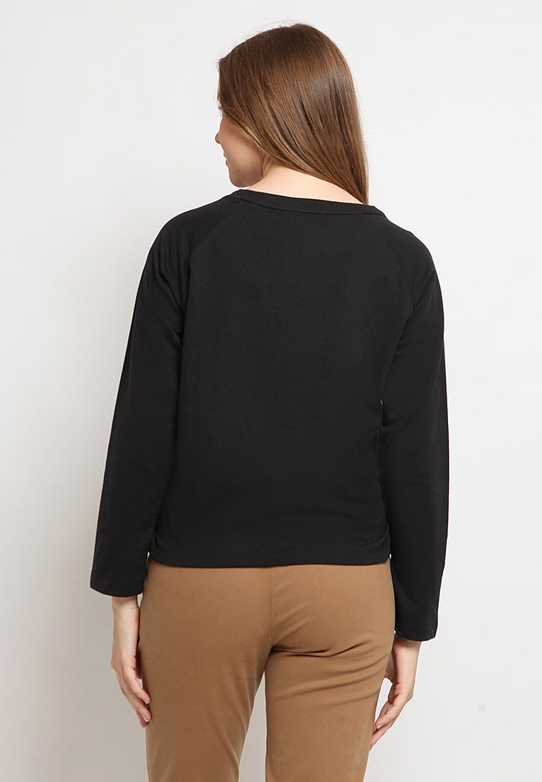 Graphic Long Sleeve Sweatshirt