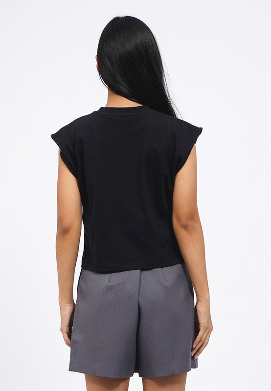 Round Neck Sleeveless T-Shirt