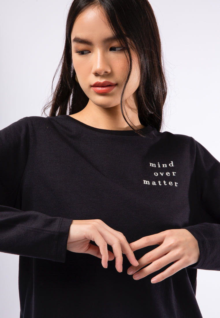 Embroidered Long Sleeve T-shirt